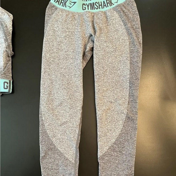 Teal Flex Gymshark Bra And Leggings Set - Picture 4 of 5